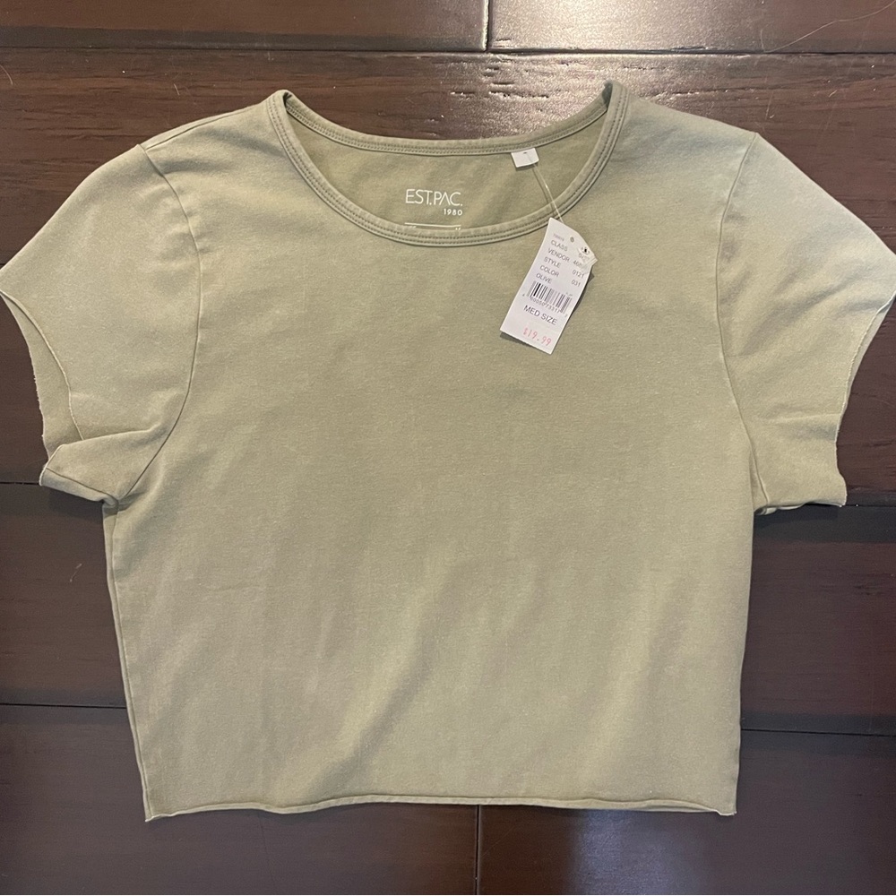 green crop shirt